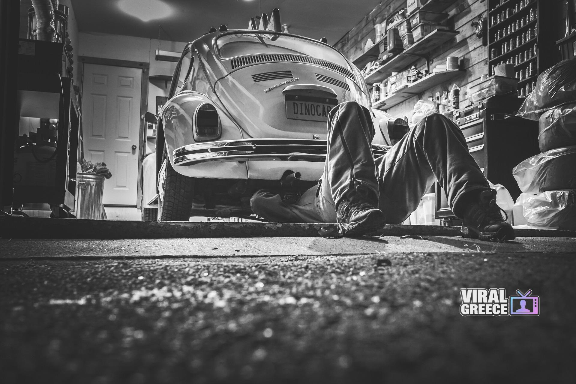 ryanmcguire-man-362150_1920