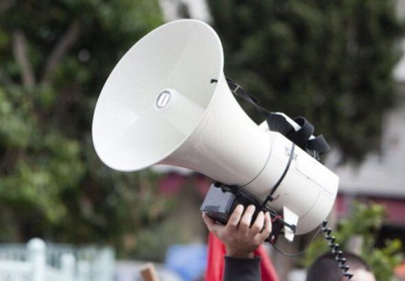 Καταγγελία «φωτιά» για το άνοιγμα των καταστημάτων τις Κυριακές στα Χανιά – Η «προαιρετική» εργασία που τείνει να γίνει καθεστώς silalitirio-ntountouka