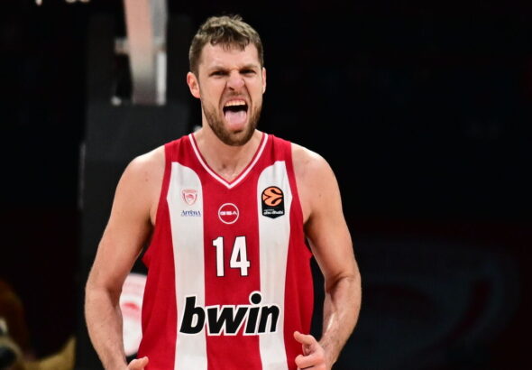 Σάσα Βεζένκοφ: Κορυφαίος σκόρερ της Euroleague 2025-26 και κάτοχος του “Alphonso Ford Trophy” vezenkof_panuguriko