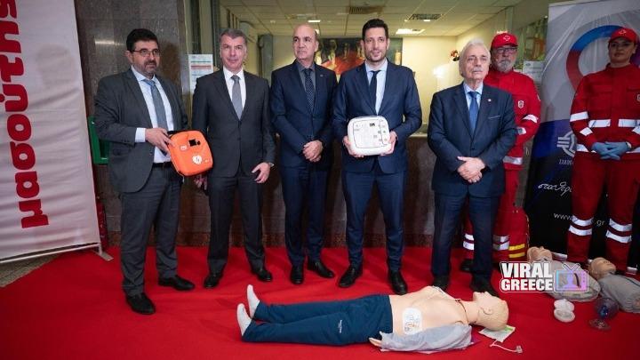 Αυτόματοι απινιδωτές σε όλους τους σταθμούς του Μετρό της Αθήνας – Μια σημαντική πρωτοβουλία για την ασφάλεια των επιβατών w02-173315IMG7743