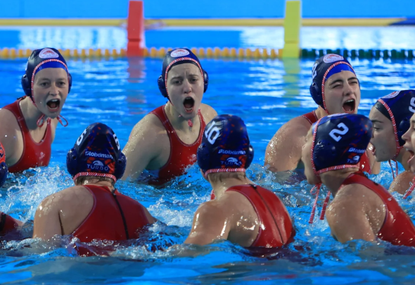 Κυπελλούχος για 7η φορά ο Ολυμπιακός στο πόλο γυναικών w04-160030