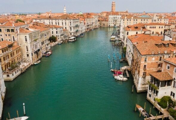 w16-190904Venice22614554