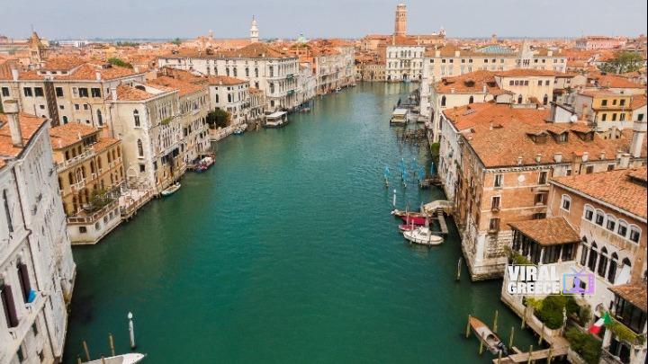 w16-190904Venice22614554