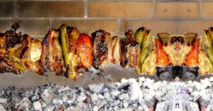 Κοντοσούβλι: Στην 8η θέση των κορυφαίων πιάτων παγκοσμίως