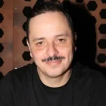 Αλέξανδρος Τσουβέλας για Akylas: «Δεν ντρέπεσαι; Σου έστειλα μήνυμα και δεν απάντησες!»