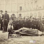 Paris Commune Viral Greece