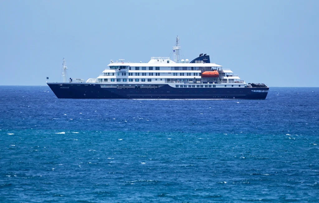 Ανησυχία για κρούσματα χανταϊού σε κρουαζιερόπλοιο – Η Αργεντινή ερευνά την προέλευση της μόλυνσης
