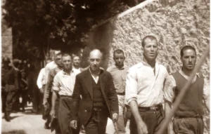 Σαν σήμερα 1 Μαΐου 1944: Οι 200 εκτελεσμένοι της Καισαριανής – Η πιο βαριά Πρωτομαγιά της Κατοχής