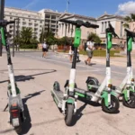 Ηλεκτρικά πατίνια: Αυξάνονται τα τροχαία και οι φόβοι για την οδική ασφάλεια