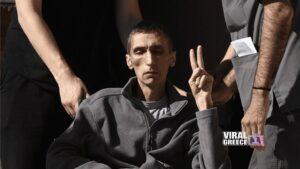 Στη ΜΕΘ του «Ευαγγελισμού» παραμένει ο Αριστοτέλης Χαντζής μετά την 140ήμερη απεργία πείνας