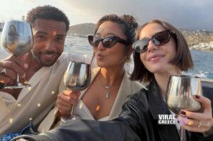 «Emily in Paris»: Η Λίλι Κόλινς αποχαιρετά την Ελλάδα καθώς συνεχίζονται τα γυρίσματα της τελευταίας σεζόν