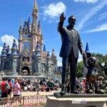 Πανικός στη Disneyland: 13χρονος έπεσε από παιχνίδι ύψους 15 μέτρων ( VIDEO )