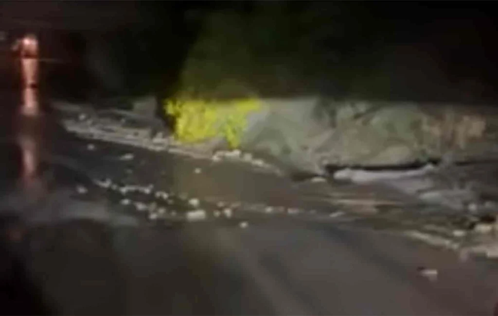 Σφοδρή καταιγίδα «έπνιξε» την Κοζάνη – Πλημμύρισαν δρόμοι και γέφυρες, προβλήματα στην ηλεκτροδότηση