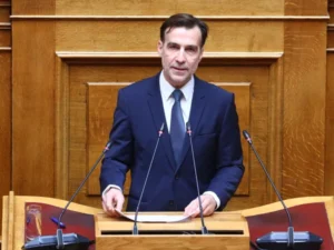 Νέα αποχώρηση από το κόμμα Κασσελάκη: Παραιτήθηκε και ο Μιχάλης Χουρδάκης