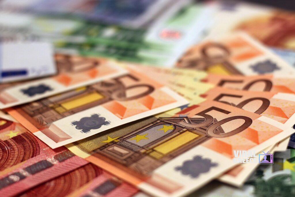 moerschy money 1005477 1280 Viral Greece