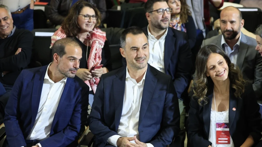 nea aristera Viral Greece