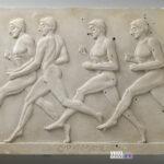 5a Relief plâtre course à pied Cf Amphore panathénaïque collection Callimanopoulos USA EFA© École française dAthènes Viral Greece
