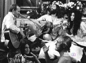 Σαν Σήμερα, 4 Ιουλίου 1969: Κυκλοφορεί το «Give Peace a Chance» του Τζον Λένον, ο ύμνος του παγκόσμιου φιλειρηνικού κινήματος