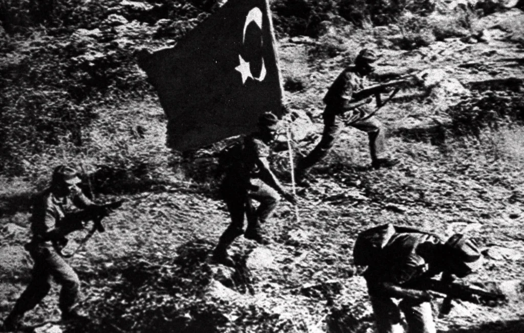 Σαν σήμερα, 20 Ιουλίου 1974: Η ημέρα που άρχισε η τουρκική εισβολή στην Κύπρο