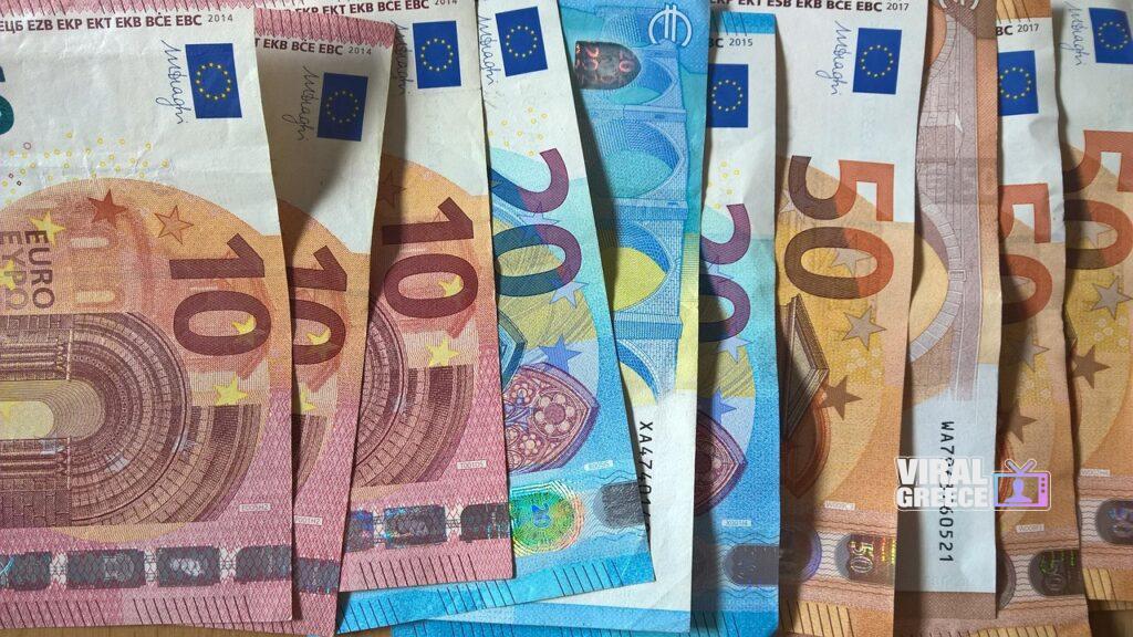 christophmeinersmann money 2801485 1280 Viral Greece