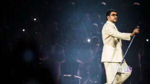 Ο Bad Bunny εντυπωσίασε στην Εβδομάδα Μόδας του Παρισιού με δημιουργία Schiaparelli