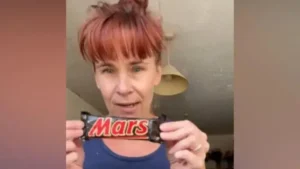 Βρέθηκε μπάρα Mars 35 ετών και έγινε viral: Ήταν κατά 56% μεγαλύτερη από τη σημερινή