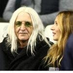 Νίκος Καρβέλας: Έπαιξε Ξαρχάκο στο πιάνο – Η αντίδραση του συνθέτη