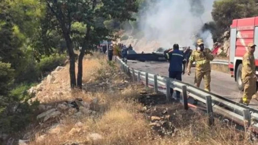 Ψάθα: 49χρονος παραβίασε το μπλόκο και προσέκρουσε στα συντρίμμια του ελικοπτέρου