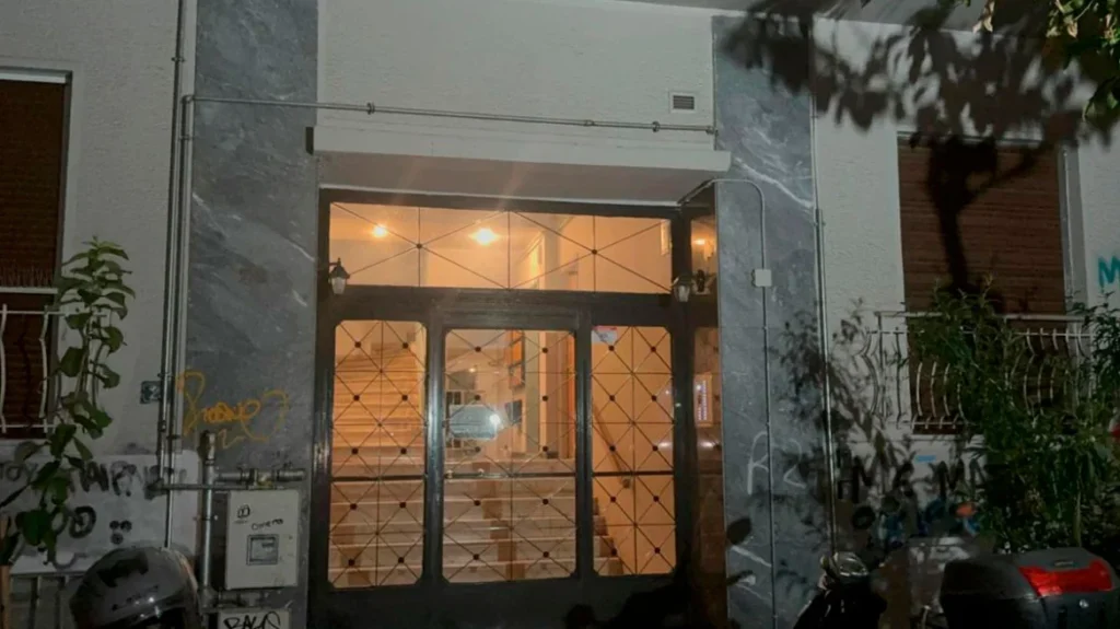 kipselii maketa Viral Greece