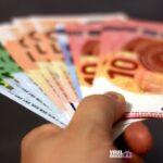 moerschy money 1005465 1920 Viral Greece