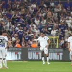 Ένταση στο Άντερλεχτ - ΠΑΟΚ: Η κόκκινη κάρτα μετά το πέναλτι