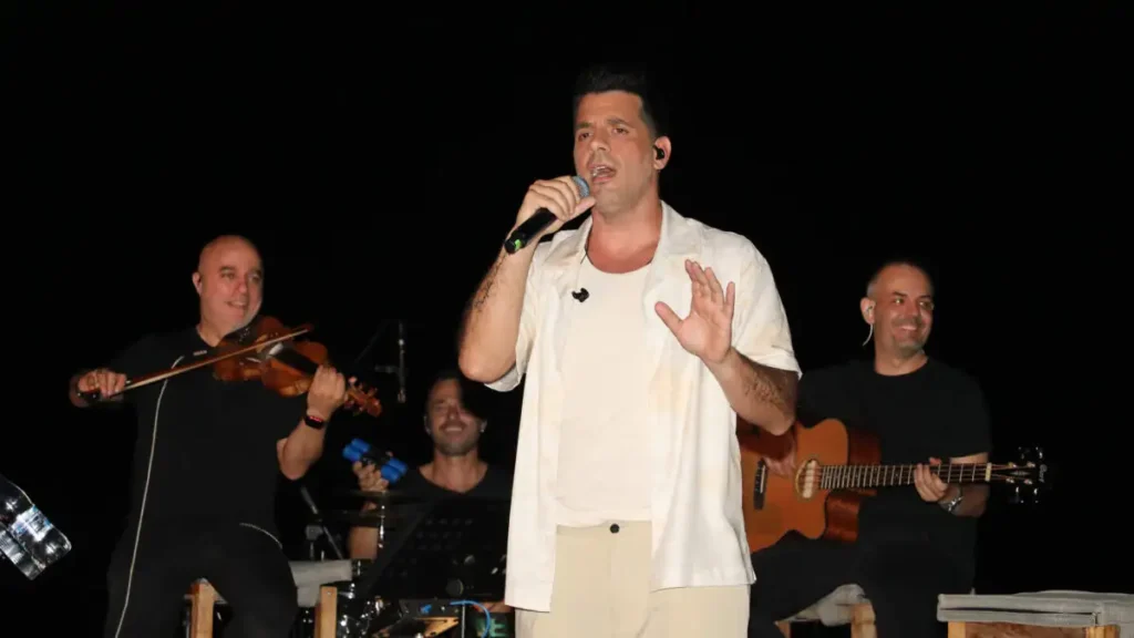 thodoris ferris ndp 1200x675jpg Viral Greece