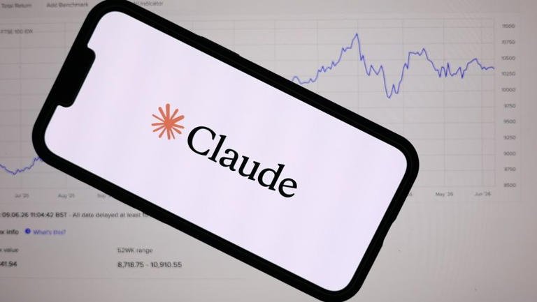 Η AI αρχίζει να «χτίζει» τον εαυτό της: Το Claude κάνει πλέον το 26% της έρευνας της Anthropic