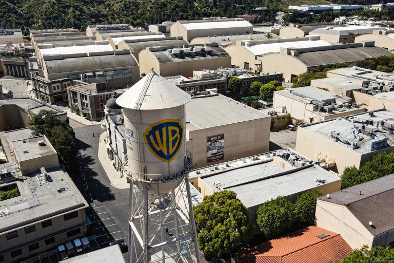 Paramount – Warner Bros.: «Πακέτο» 1,5 δισ. δολαρίων για να ξεμπλοκάρει η εξαγορά των 81 δισ.