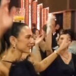 dua lipa glenti Viral Greece Ντούα Λίπα: «Τα έσπασε» σε γάμο στο Κόσοβο – Ο χορός με το ποτήρι στο κεφάλι