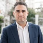 Τσουκαλάς: «Η κυβέρνηση άργησε και τώρα τρέχει» – Τι είχε προτείνει το ΠΑΣΟΚ για τα καύσιμα
