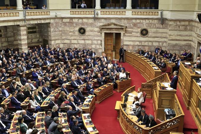 images 26 Viral Greece Πολιτική ανατροπή: Η πρόταση που προκάλεσε αναστάτωση στην κυβέρνηση