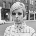images 29 Viral Greece Twiggy: Το κούρεμα που την έκανε παγκόσμιο fashion icon