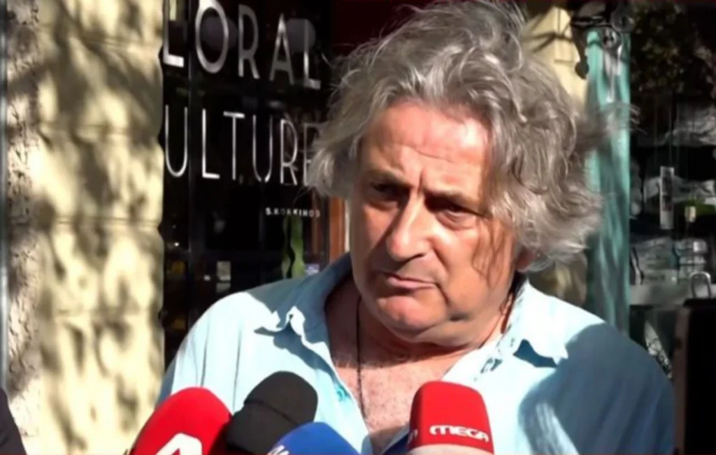 komianospng Viral Greece