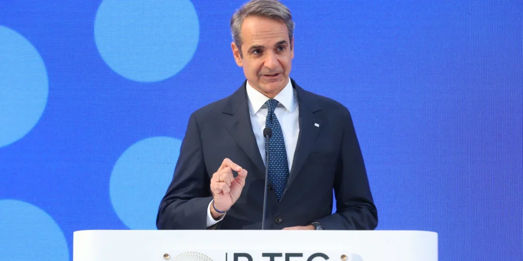 mitsotakis synodos energeia omiliajpg Viral Greece Νέα Δημοκρατία: Με τον ιστορικό πυρσό η γιορτή για τα 52 χρόνια από την ίδρυσή της
