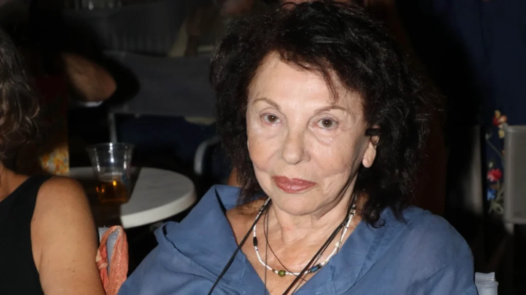 mpety livanou Viral Greece