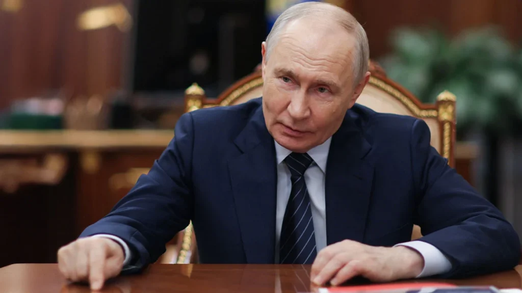 putin32 xrm Viral Greece