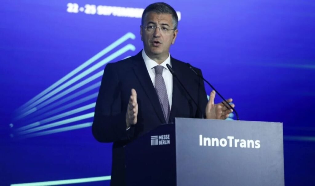 tzitzikostas apo to verolino Viral Greece Τζιτζικώστας από Βερολίνο: Το μεγάλο σχέδιο που αλλάζει τα ταξίδια με τρένο στην Ευρώπη