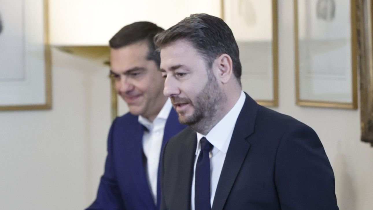 Πολιτική σύγκρουση για τη 2η θέση: ΠΑΣΟΚ και ΕΛΑΣ στα «χαρακώματα»