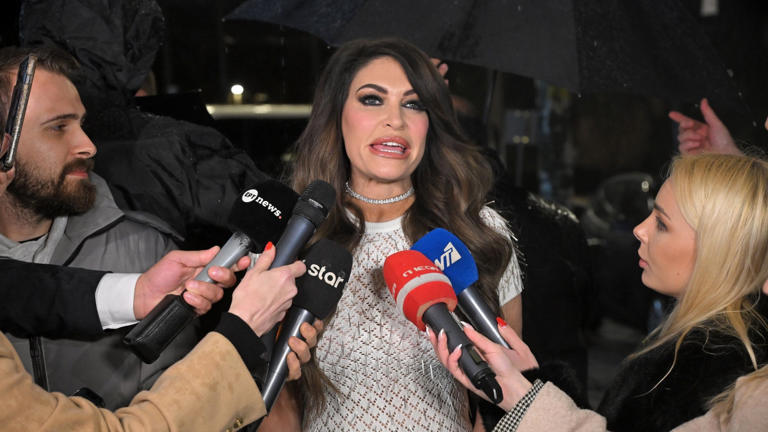 Κίμπερλι Γκίλφοϊλ: Φέρεται να ζήτησε από το Στέιτ Ντιπάρτμεντ να «θάψει» δημοσίευμα για απλήρωτο λογαριασμό στην Αθήνα