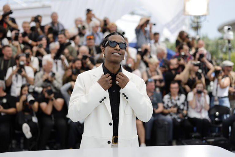 A$AP Rocky για την Τεχνητή Νοημοσύνη στη μουσική: «Η AI είναι εργαλείο, αλλά εγώ προτιμώ να δημιουργώ με τον παραδοσιακό τρόπο» A$AP Rocky για την Τεχνητή Νοημοσύνη στη μουσική: «Η AI είναι εργαλείο, αλλά εγώ προτιμώ να δημιουργώ με τον παραδοσιακό τρόπο»