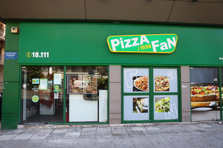 Pizza Fan και «Χωριάτικο»: Σκάνδαλο εκατομμυρίων στην εστίαση – Στο στόχαστρο των Αρχών και μεγάλη αλυσίδα καφέ;
