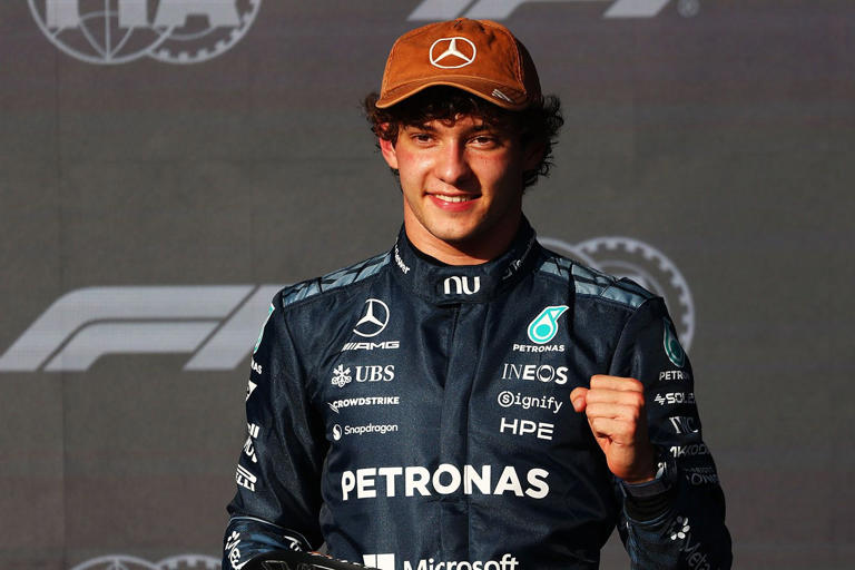 Formula 1: Μια ανάσα από το ιστορικό ρεκόρ ο Κίμι Αντονέλι Formula 1: Μια ανάσα από το ιστορικό ρεκόρ ο Κίμι Αντονέλι