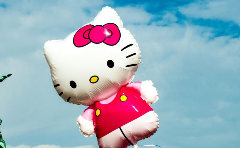 Hello Kitty: Σάλος στην Κίνα – Η εταιρεία της διέκοψε συνεργασία με δημοφιλή σειρά μετά τις έντονες αντιδράσεις Hello Kitty: Σάλος στην Κίνα – Η εταιρεία της διέκοψε συνεργασία με δημοφιλή σειρά μετά τις έντονες αντιδράσεις
