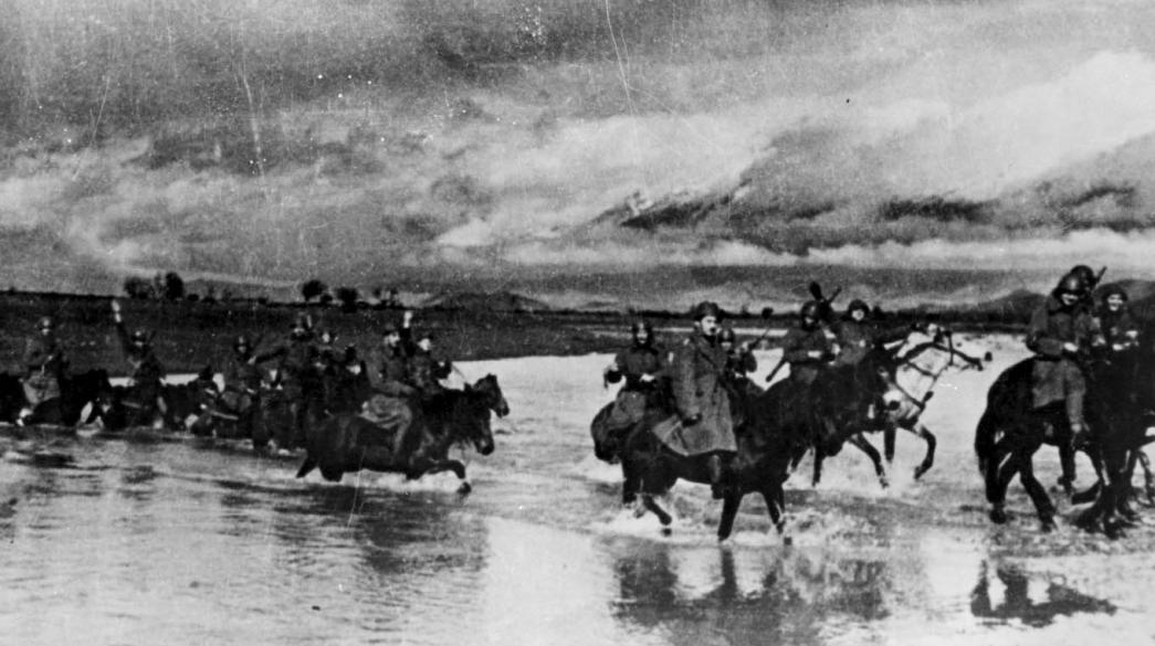 POLEMOS 1940